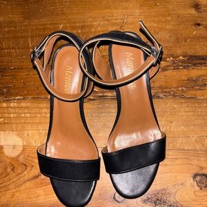Monrovia Black Wedge Sandals with Ankle Strap, Sz 6.5